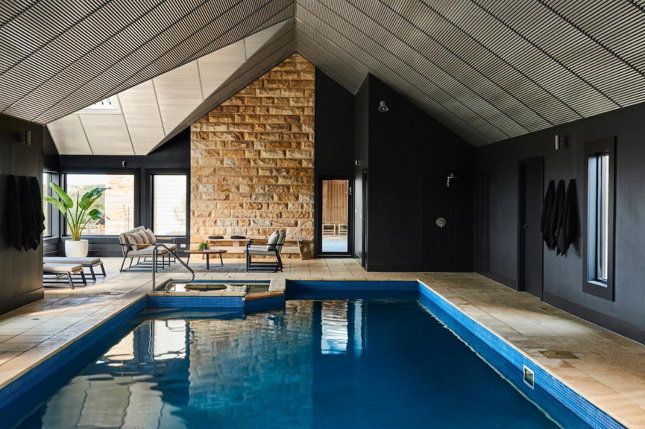 Lon Retreat Hotel Пойнт Лонсдейл Екстериор снимка